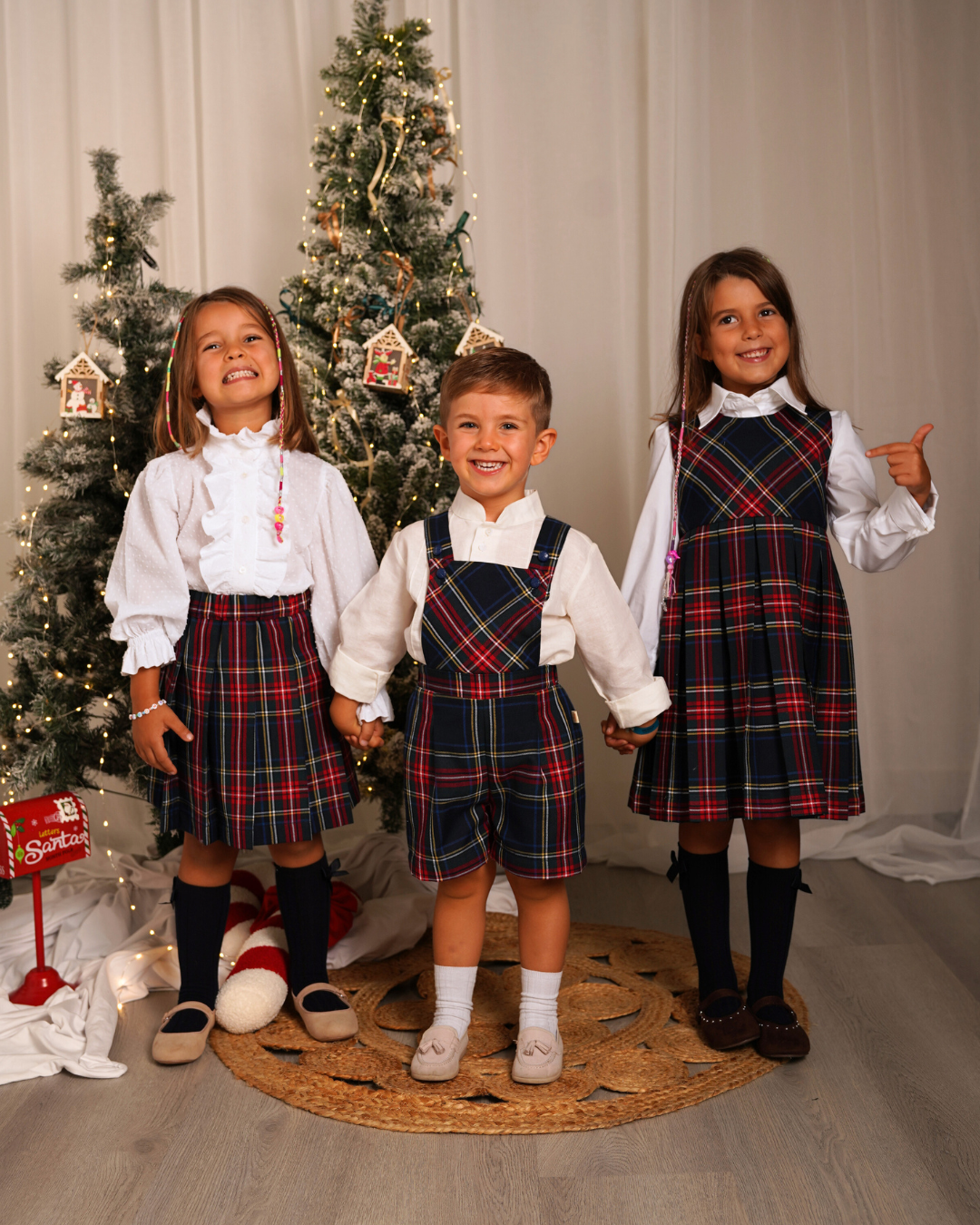 Vestido de tartan escocês sem mangas