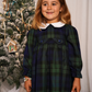 Vestido de tartan escocês com gola branca