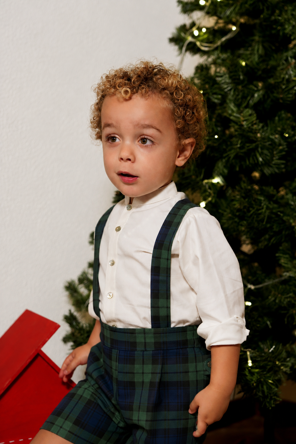 Calção De Tartan Com Alças Para Menino