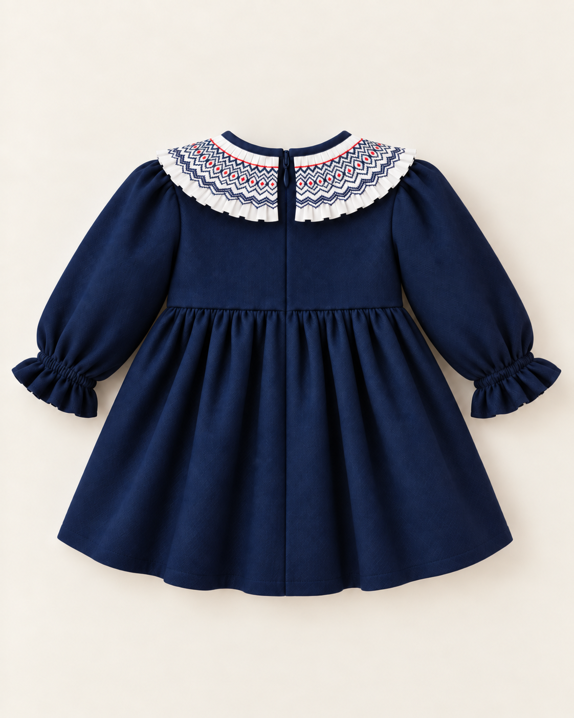 Vestido De Sarja Azul Marinho Com Gola de Favos Trabalhada À Mão
