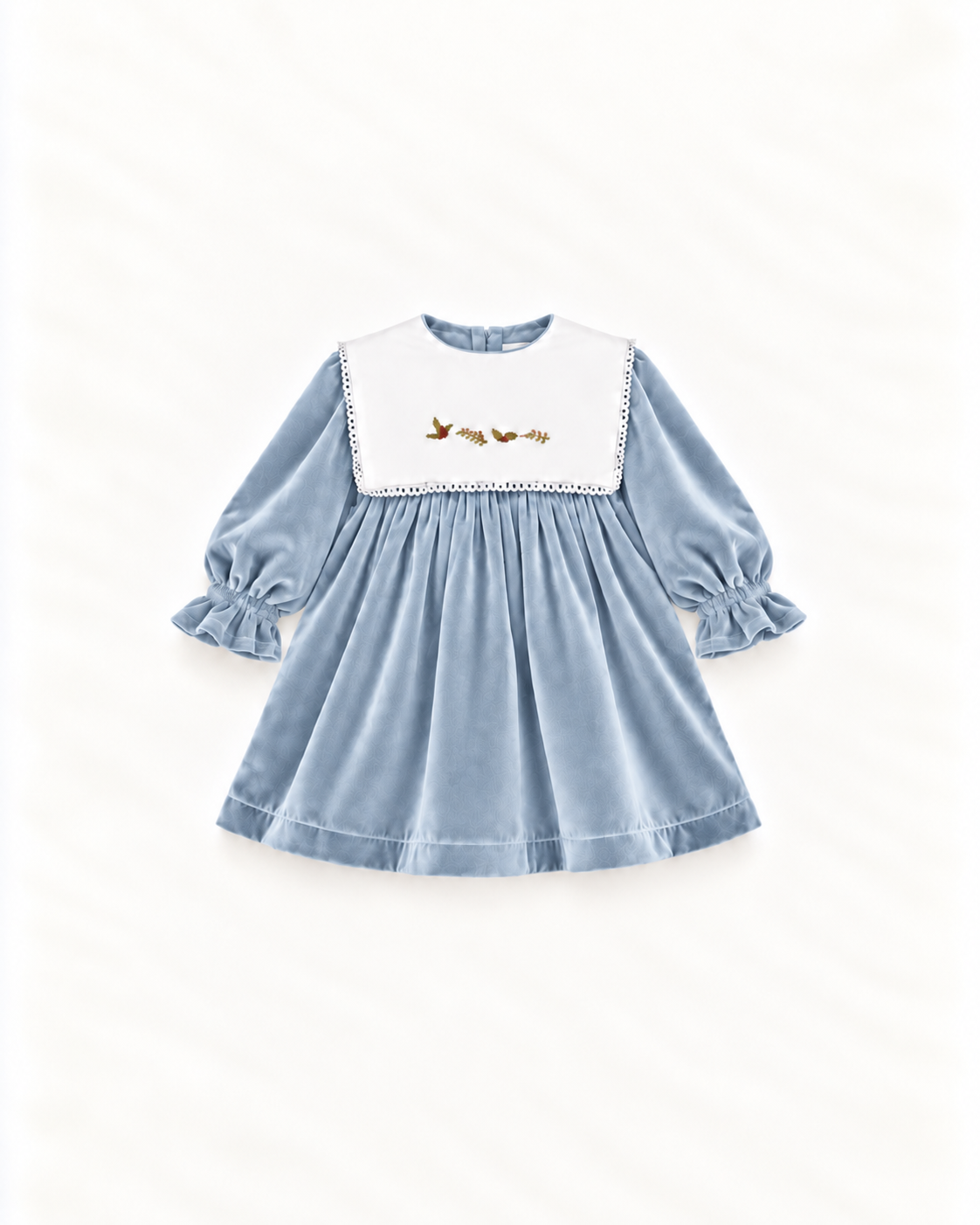 Vestido De Veludo Com Gola Bordada Amovível